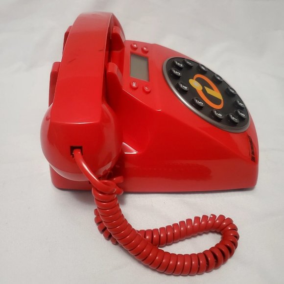 New!!! 2004 The Incredibles Disney Pixar SBC Red Collector's Phone! Vintage!!! - Picture 3 of 11